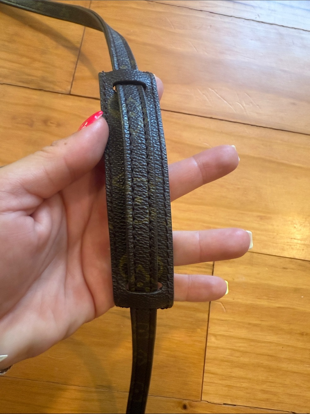 Louis Vuitton Dark Brown Monogram Crossbody Strap - Picture 4 of 6